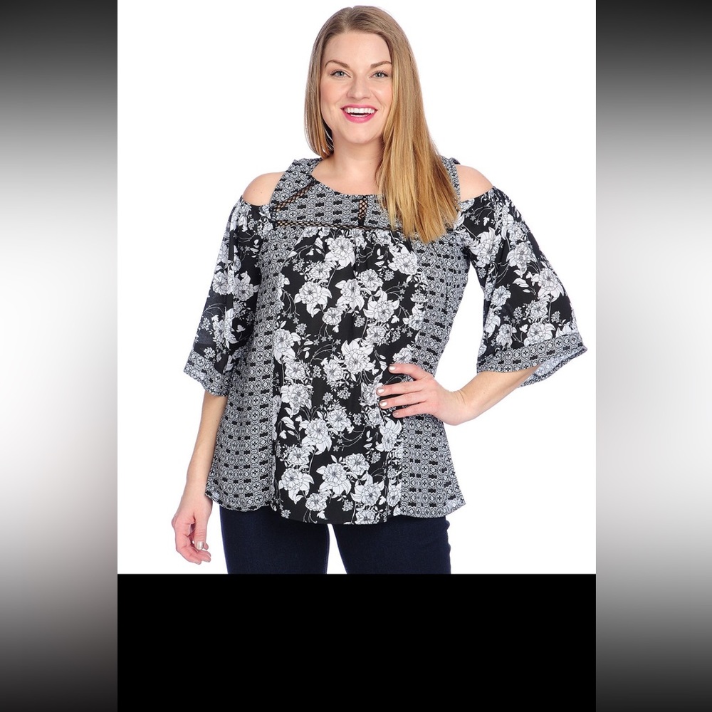 NWOT - Cold Shoulder Bell Sleeve